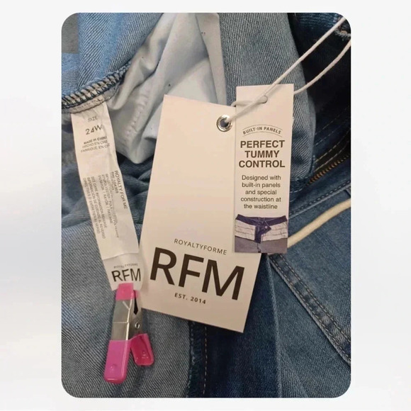 Royalty For Me RFM Cargo Medium Wash Elastic Waist Jeans  Size 24W - Picture 5 of 8